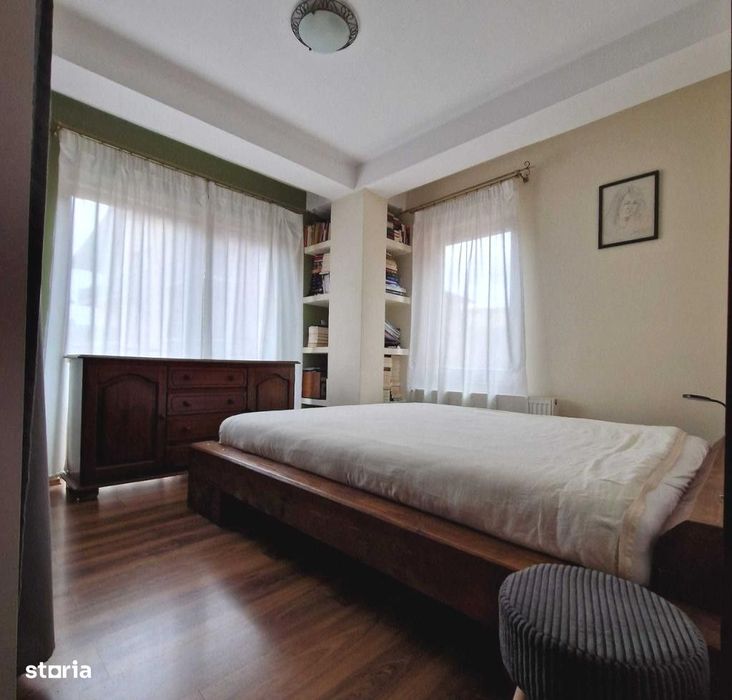 Apartament 2 camere decomandat, etaj 2, parcare zona strazii Stejarulu — fotografia 1