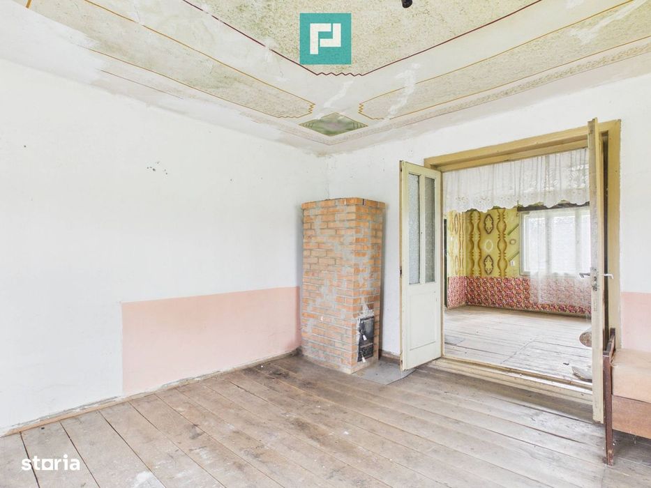 Casă cu teren de 17.681 mp, în loc. Hălmăgel, Arad