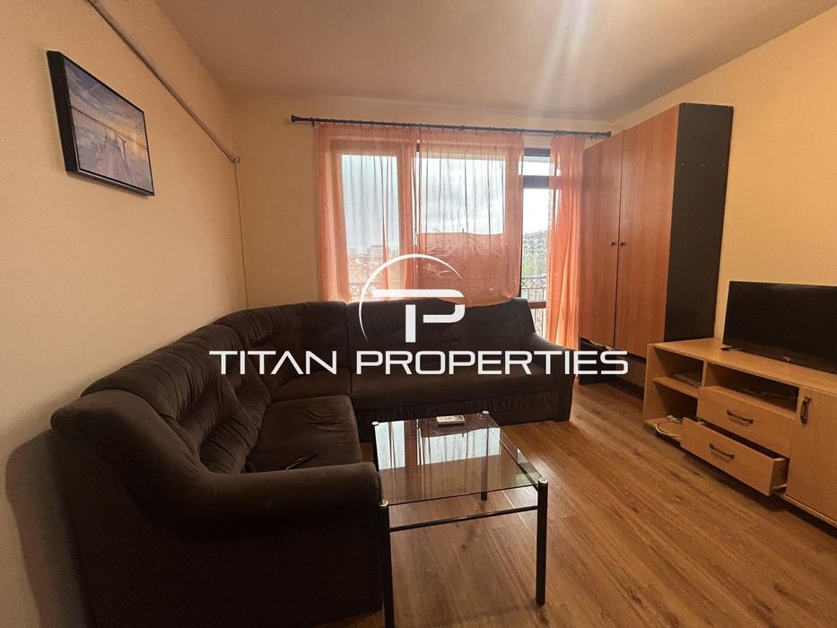 Дава се под наем Двустаен апартамент в Варна, Левски - 57 кв.м за 473.79 € - Снимка #1