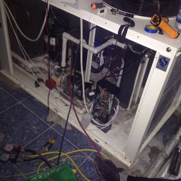 Ремонт чиллеры, холодильные камеры. Ремонт, обслуживание. Ф/О любая.