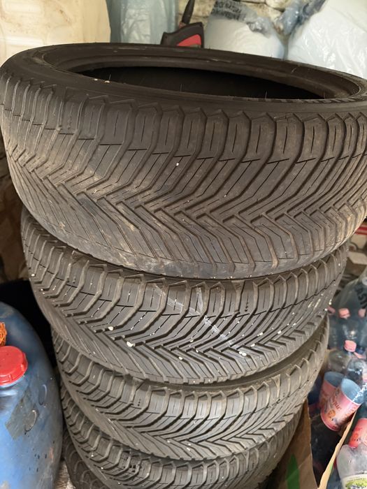 Anvelope Michelin cross climate 2 (225/45R18)dot 2025