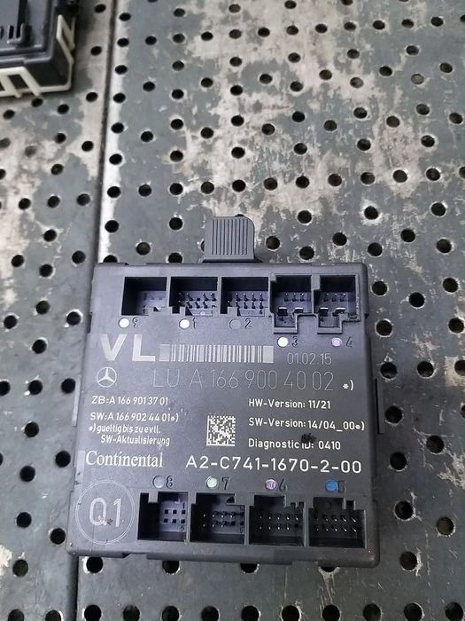 Modul calculator usa stanga fata mercedes b class w246 a1669004002