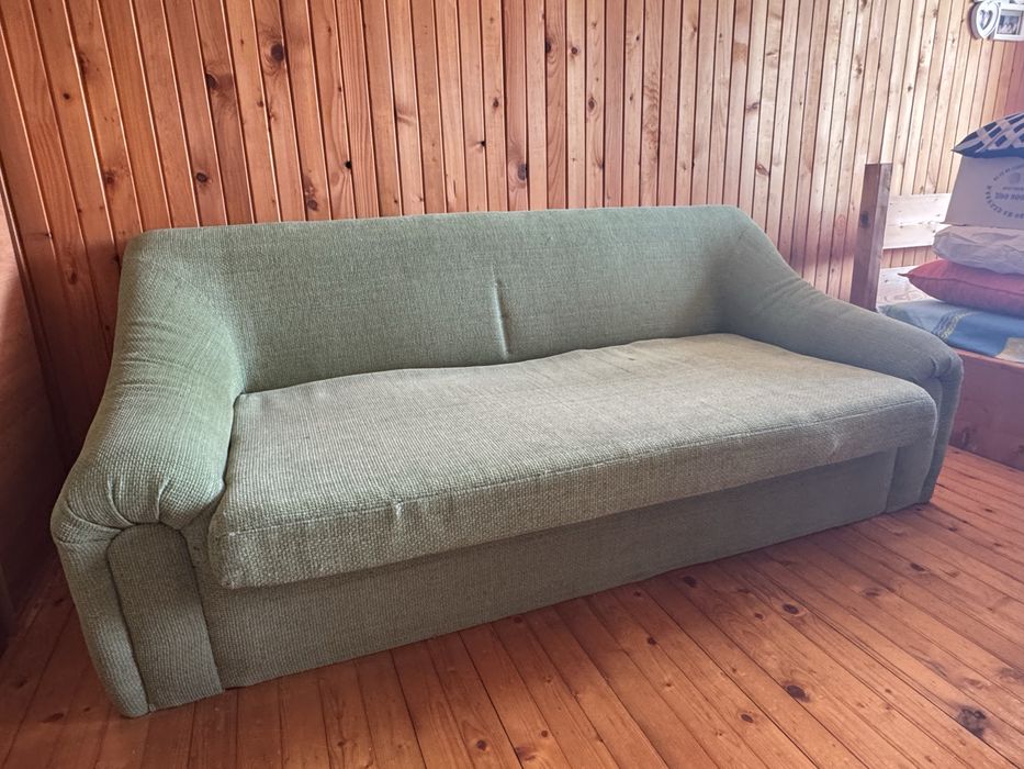 Немски разтегателен диван