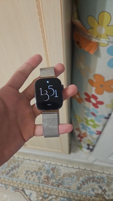 Продам смарт часы Huawei fit 3