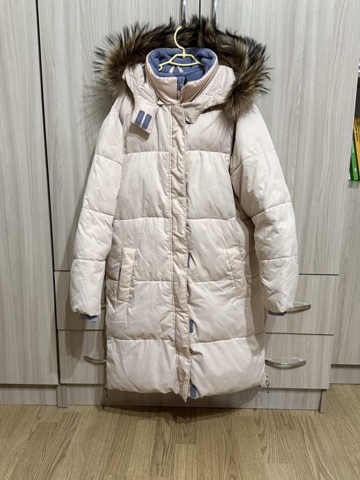 зимний пуховик.