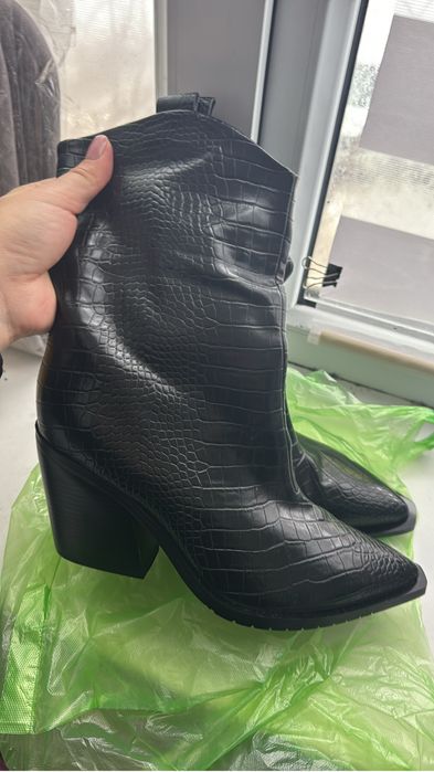 Продам  обувь дешево