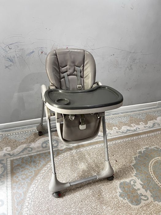 Продам детский столик