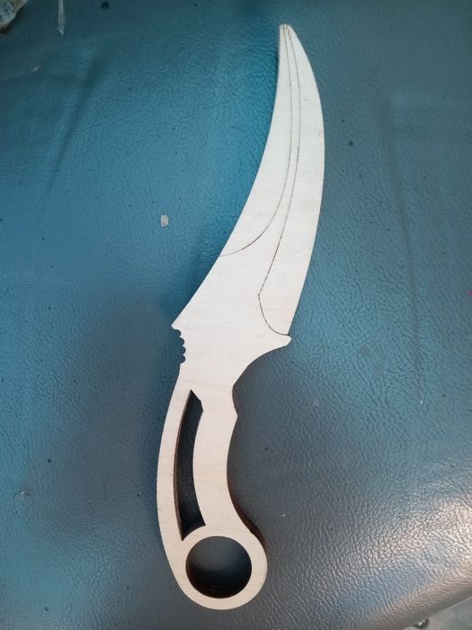 Кунай нож изогнутый деревяный самурайский