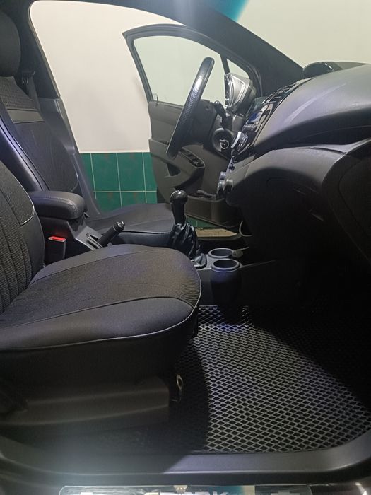 Chevrolet Spark sotiladi 2-pozitsya