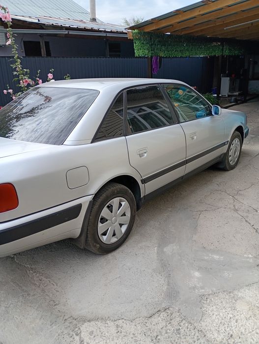 Продам Ауди с.4.