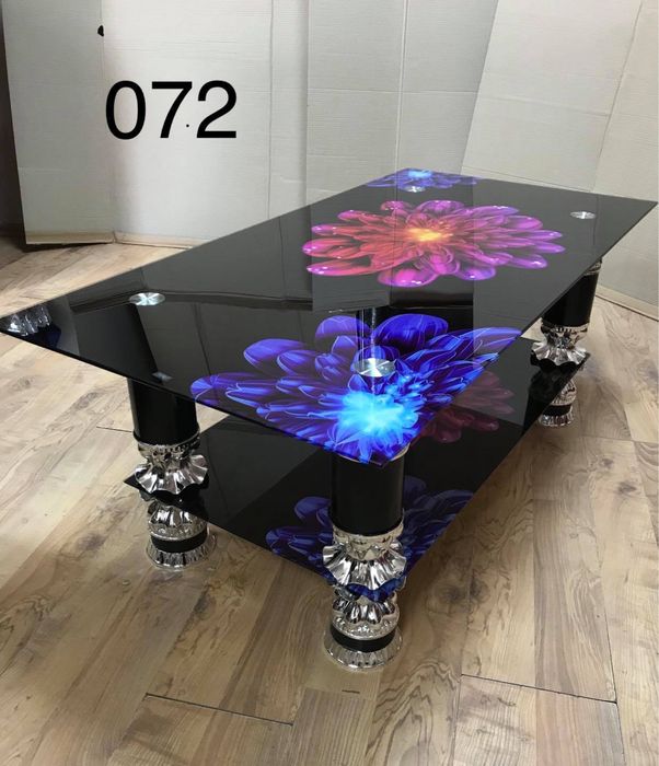 Холна маса Нова