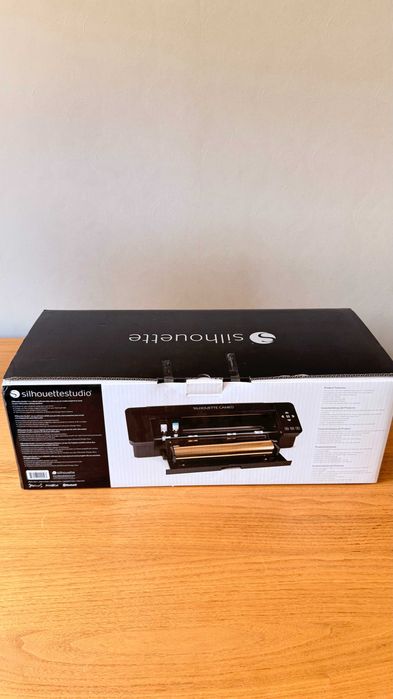 Silhouette Cameo 4 Black