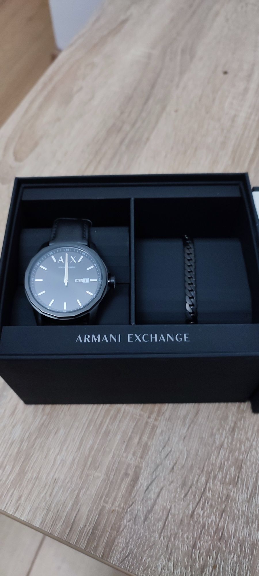 Ceas Armani Exchange Ceas Banks Gift Set AX7147SET Black Pitesti