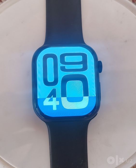 Apple iwatch series 10 + AirPods Apple