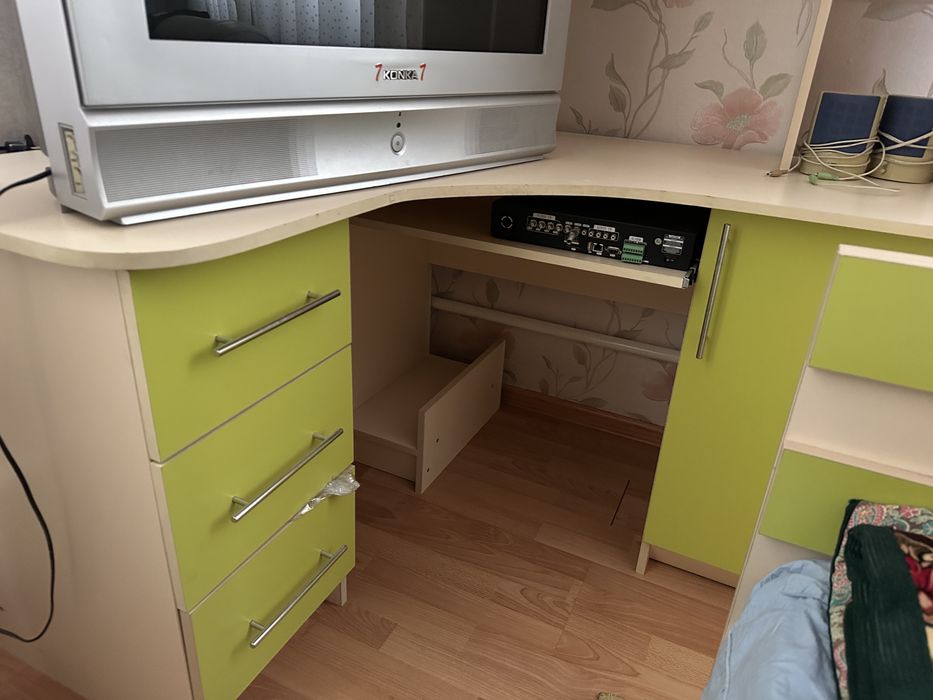 Мебельный гарнитур