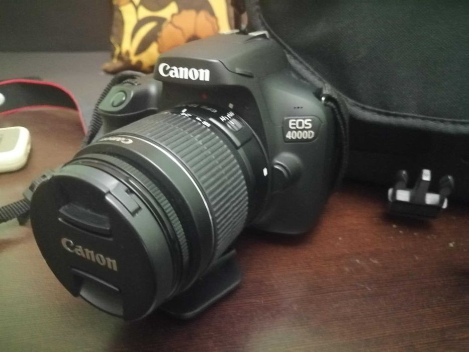 Комплект CANON EOS 4000D + чанта + статив + SD карта + 2 ND филтъра