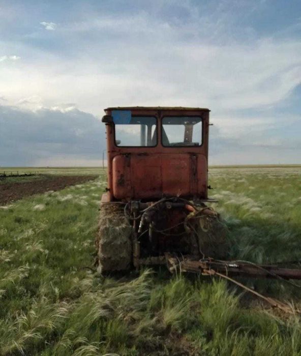 Продам Алтаец т4 с сеялками.
