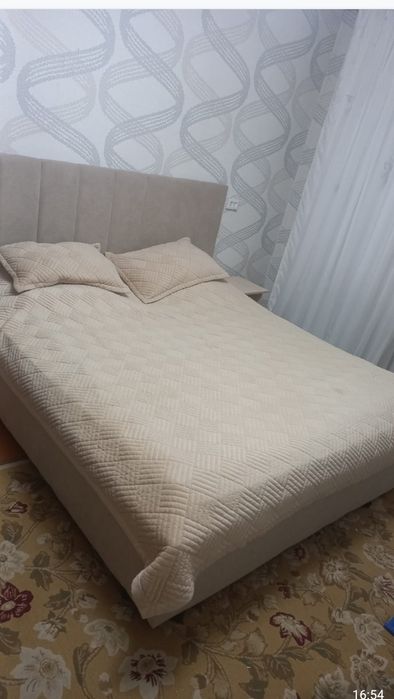 Продам кровать с матрасом не дорого