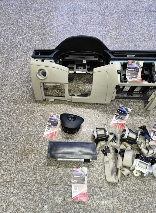 Skoda SUPERB 3 - kit airbag - plansa de bord bej negru - set centuri