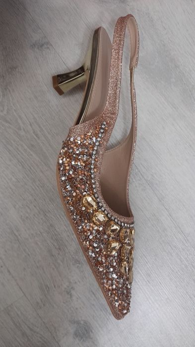 Новые туфли 41 размера