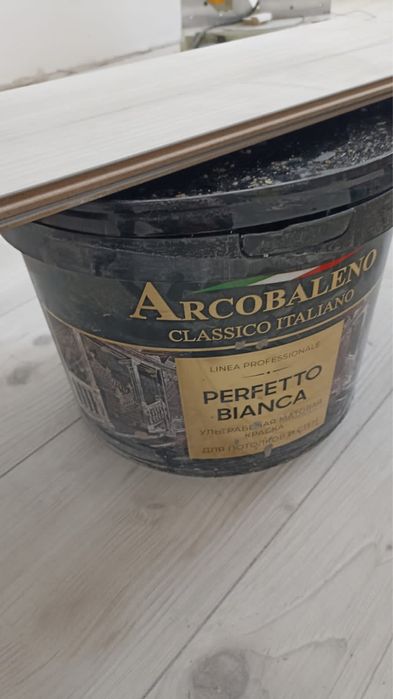 Краска настенная, потолочная нежно голубого цвета