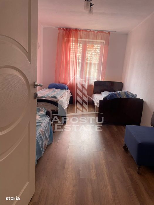 Casa cu trei dormitoare pentru mucitori,zona Socodor