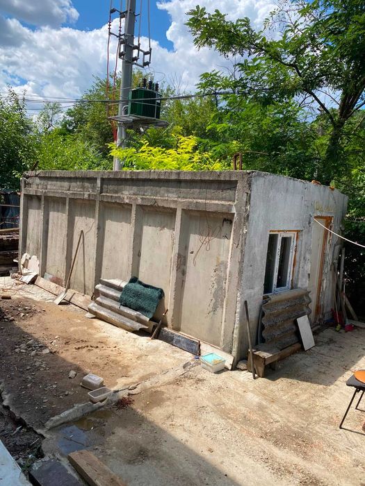 Vanzare garaje beton si container