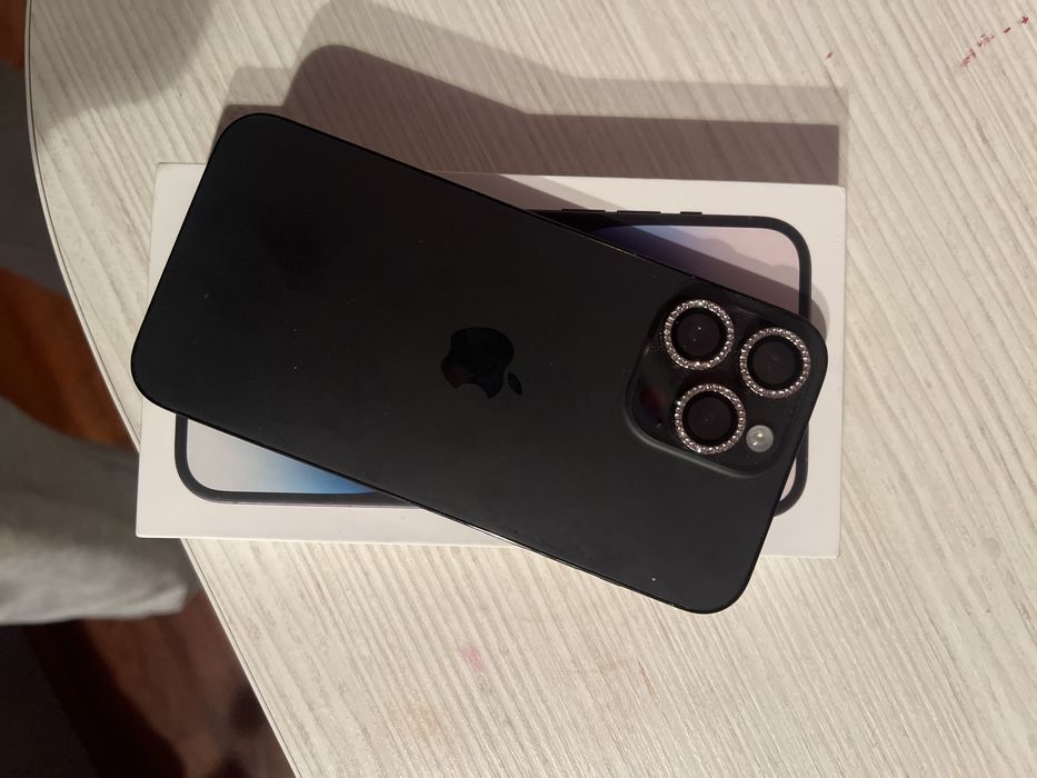 Айфон 14 про макс б/у