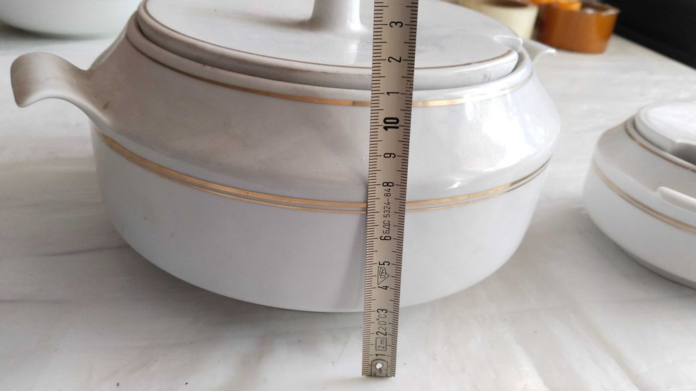 Порцеланови супници