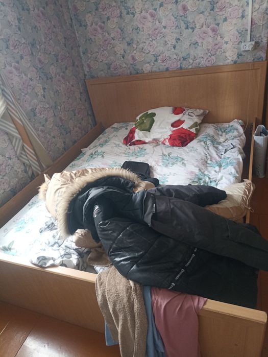 Кровать 2х местный без матраса,доставка бесплатно