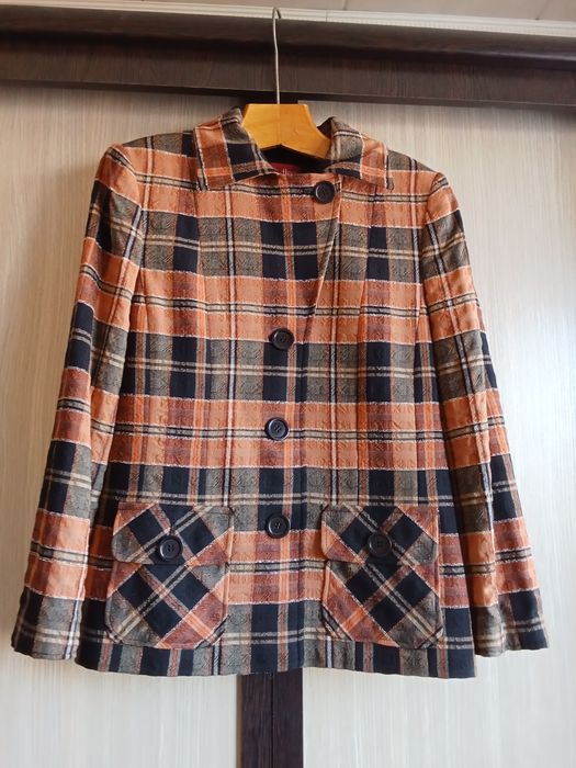 Пиджаки, джинсы р. М