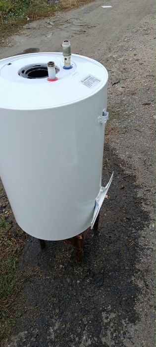 Продам водонагреватель