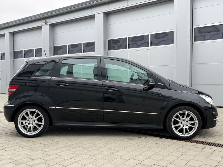 MERCEDES-BENZ B-Class 2010 — imagine 3