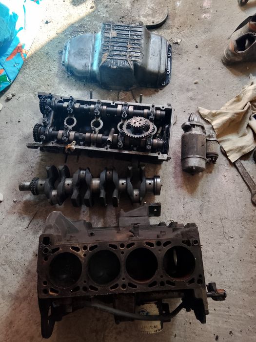 Продам 406 двигатель разобронном виде.
