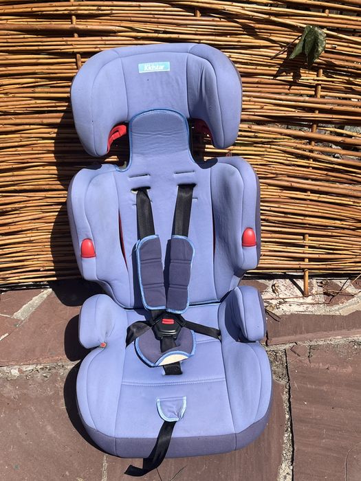 Детское кресло.