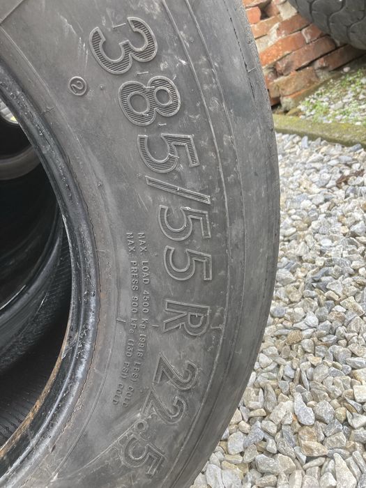 Гуми за камион 385-55-22.5