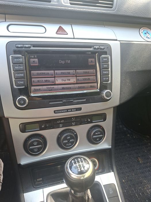 VOLKSWAGEN Passat 2009 — imagine 4
