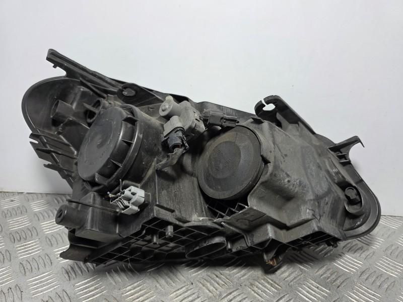 Far stanga lupa cu bec halogen Nissan Qashqai facelift NJ10