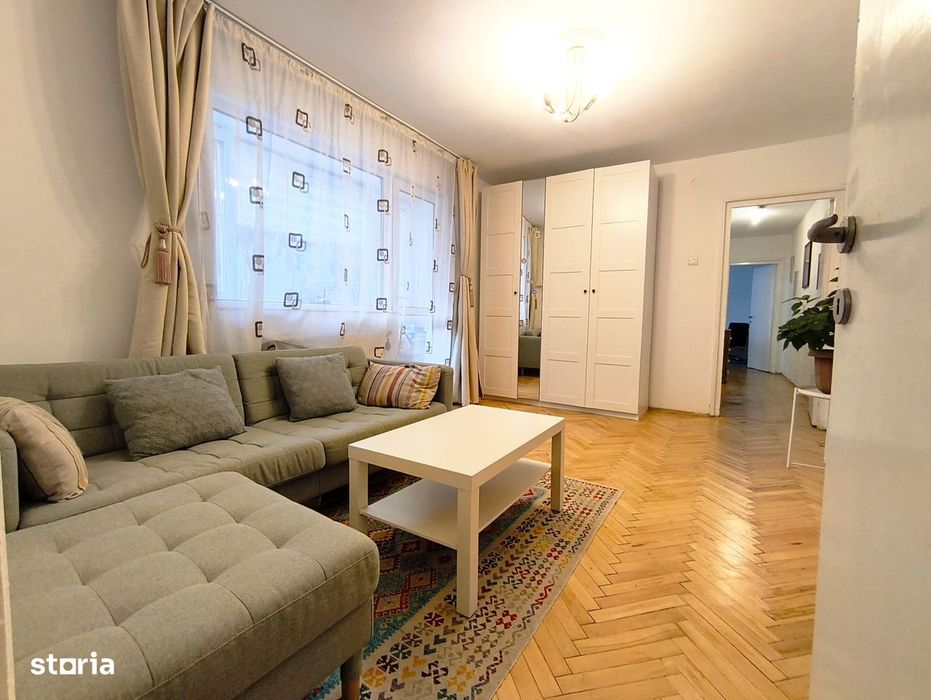 Apartament 3 camere de vanzare in Gheorgheni