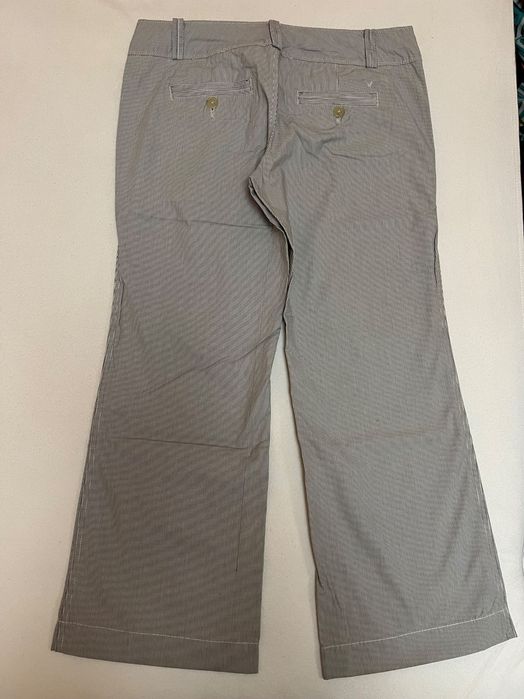 Чисто нов дамски панталон American Eagle (M)