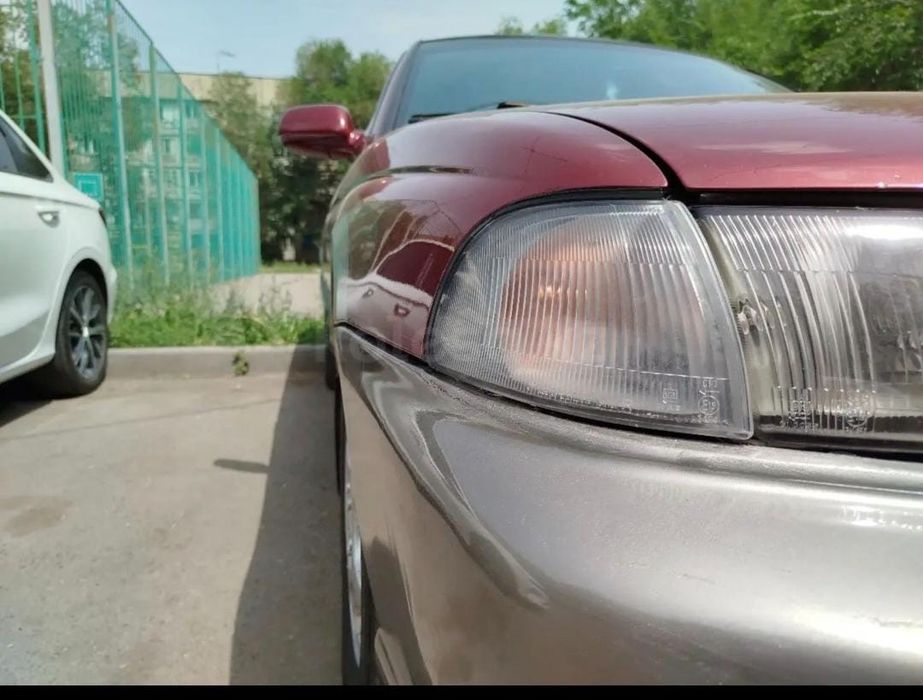 Subaru Outback 1998год