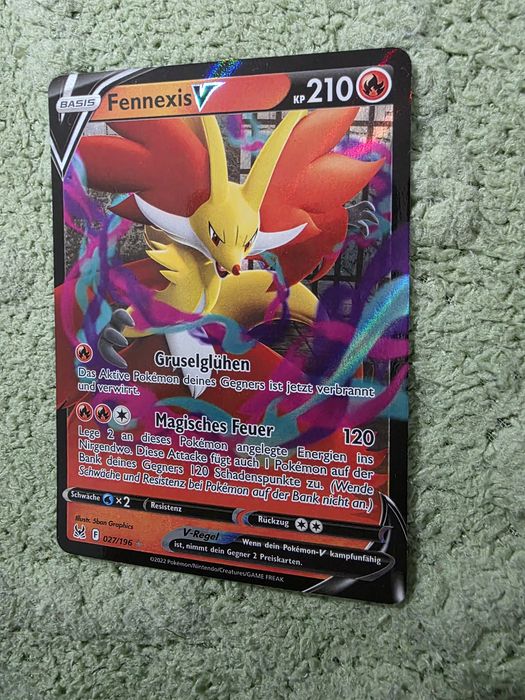 Vând carte pokemon