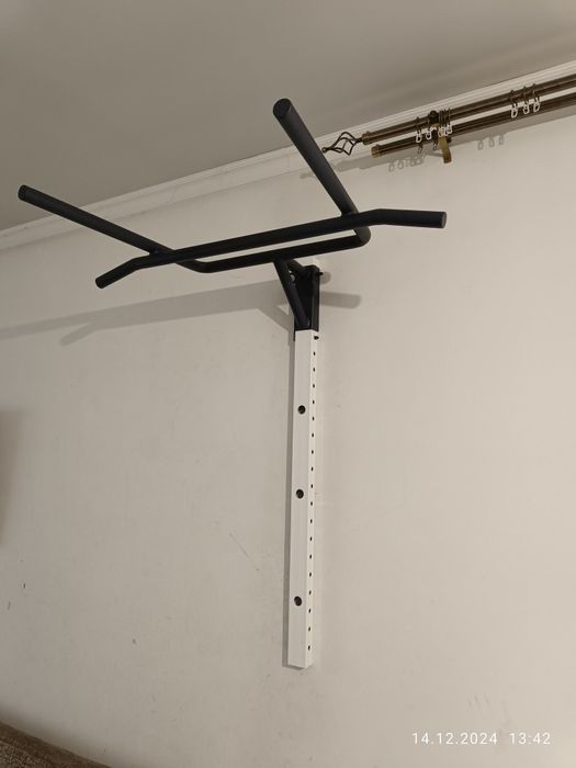 Турник, брусья. Два в одном