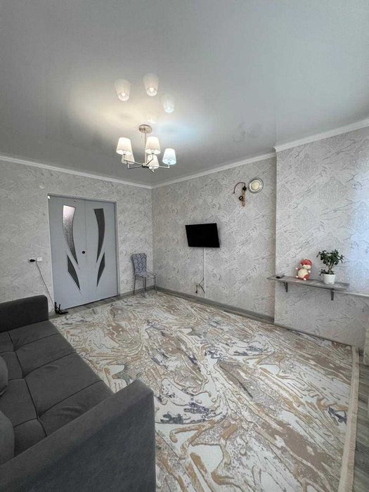 Продам  2 кв р-н Шанхай