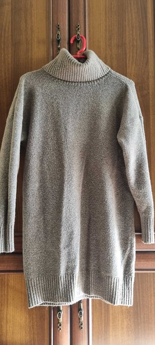 Pulover lung din tricot