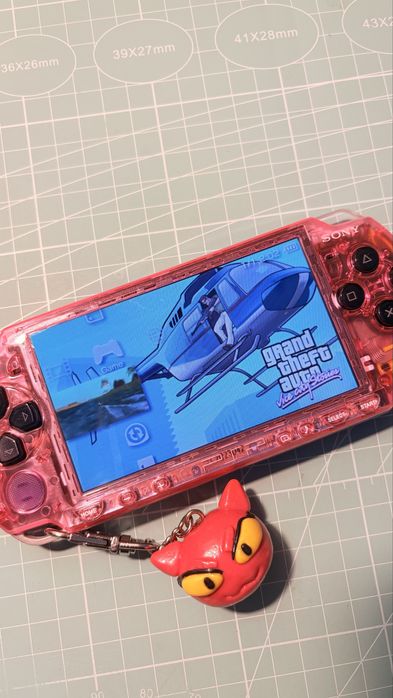 PSP 2000 fetite anime ganditoare…