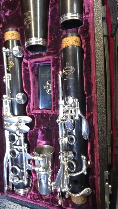Vând clarinete diverse modele Yamaha și Buffet crampon