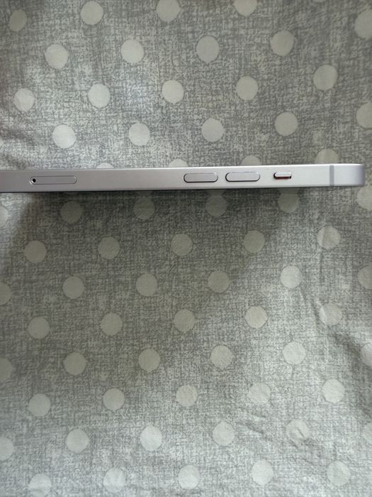 iPhone 14 б/у, отличное состояние