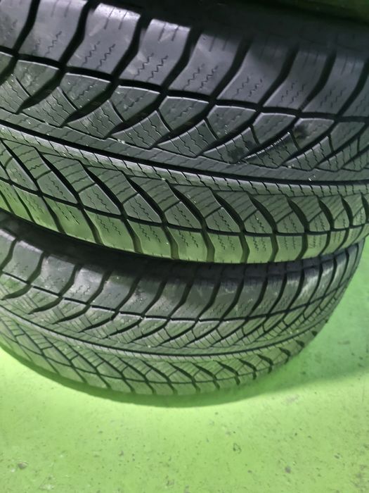 4 бр зимни 205/60/16 Bridgestone