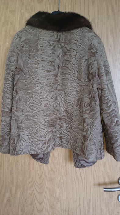 Кафяво палто  естествен косъм L